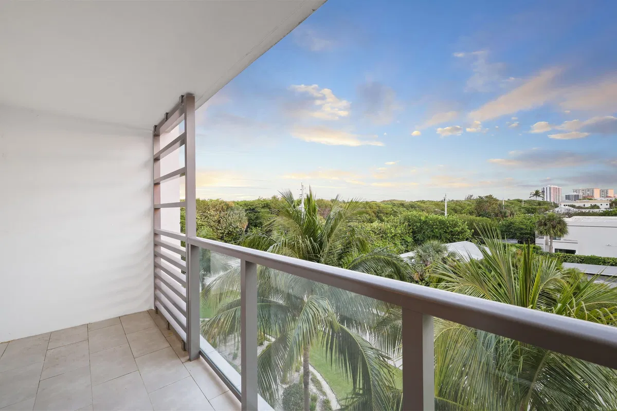 Boca Raton Riviera Unit 203 photo 25