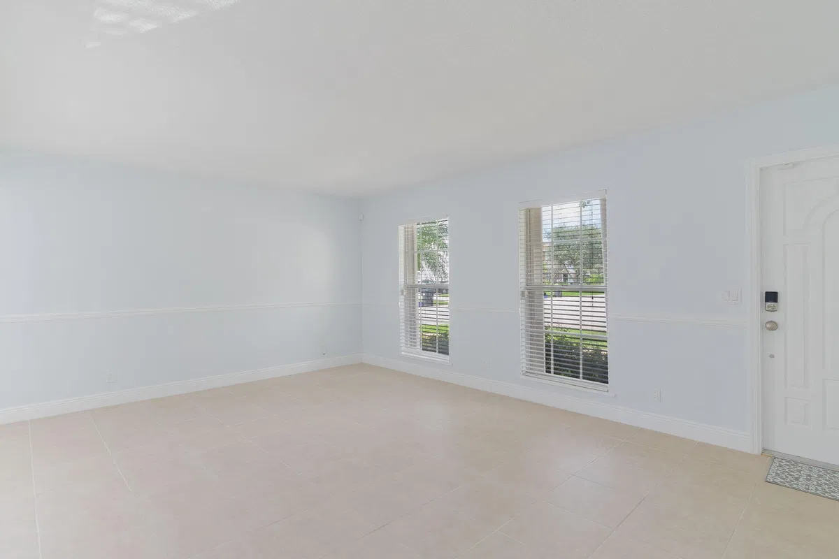 Residence photo 13