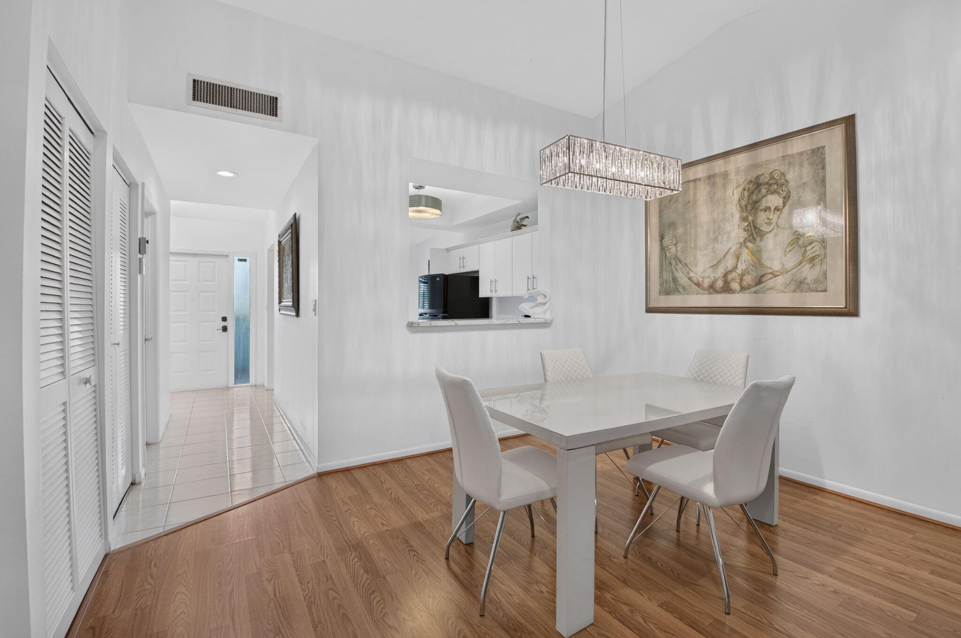 Unit 1622 photo 7