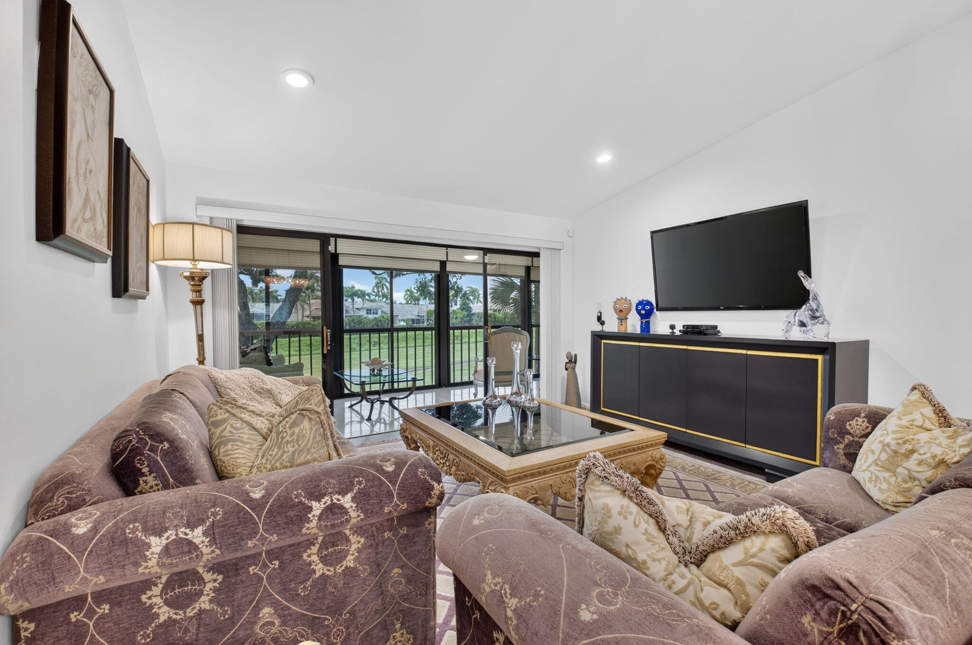 Unit 1622 photo 10