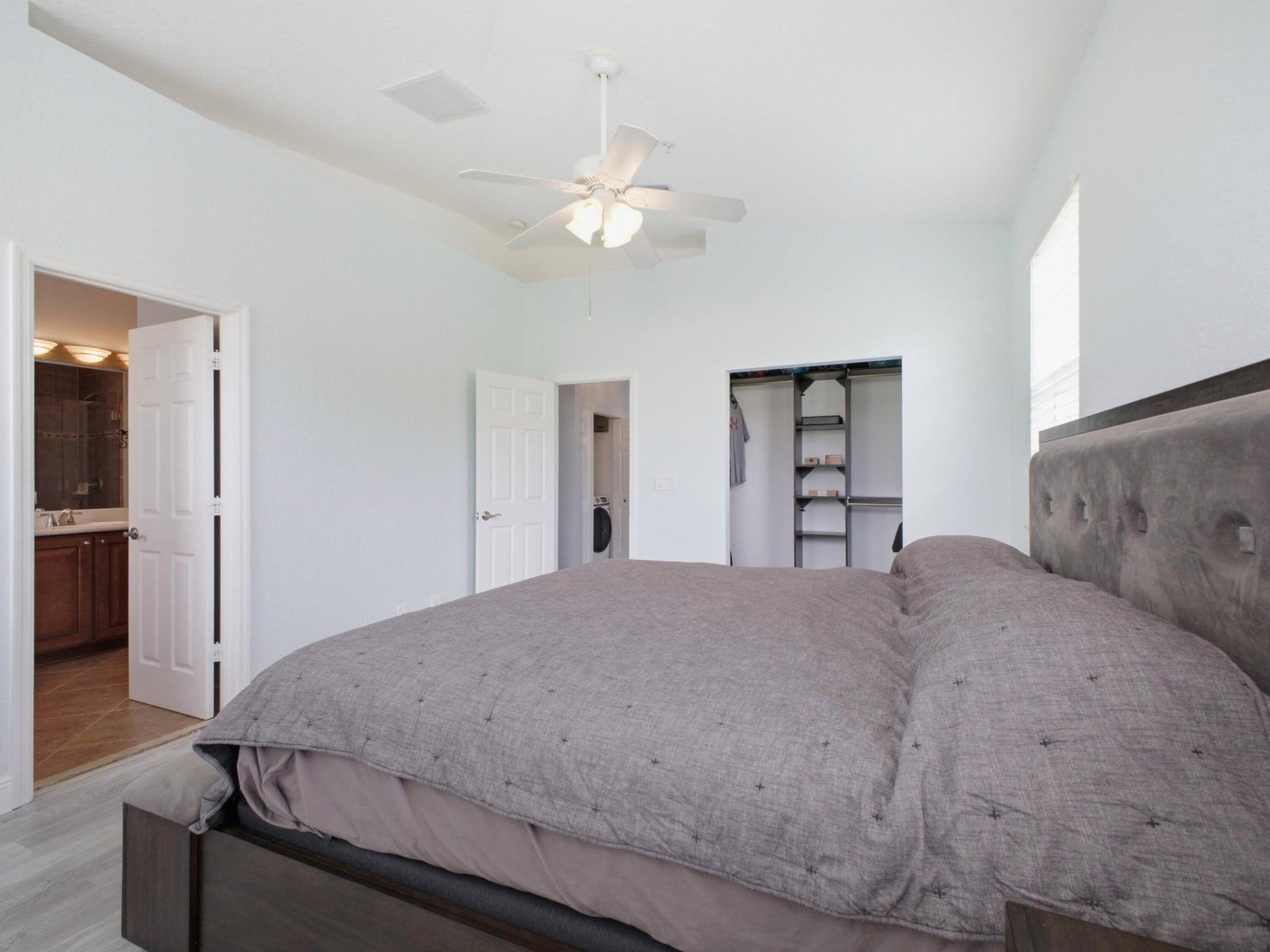 Botanica Unit 108 photo 16