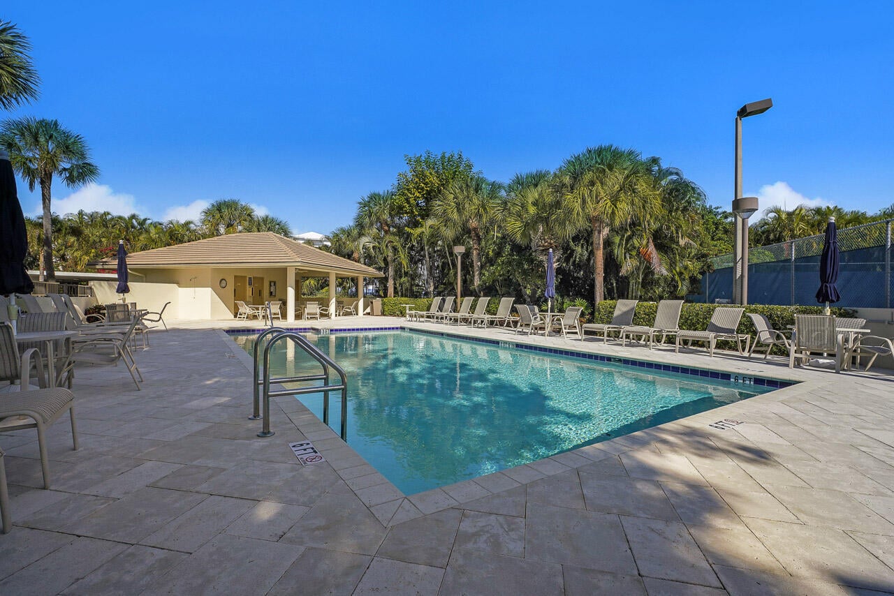  Residence photo 28