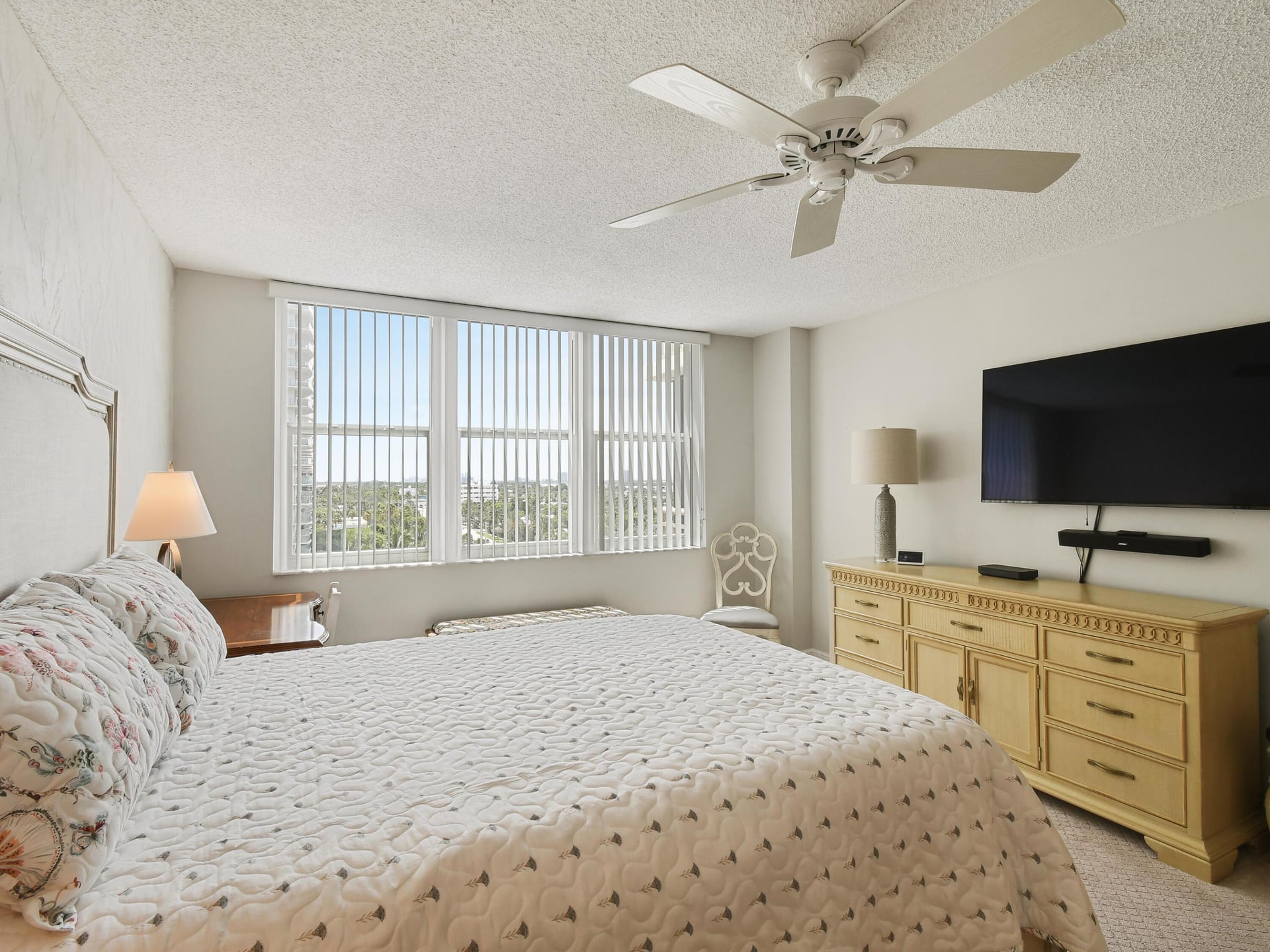 Singer Island Unit 908 photo 16