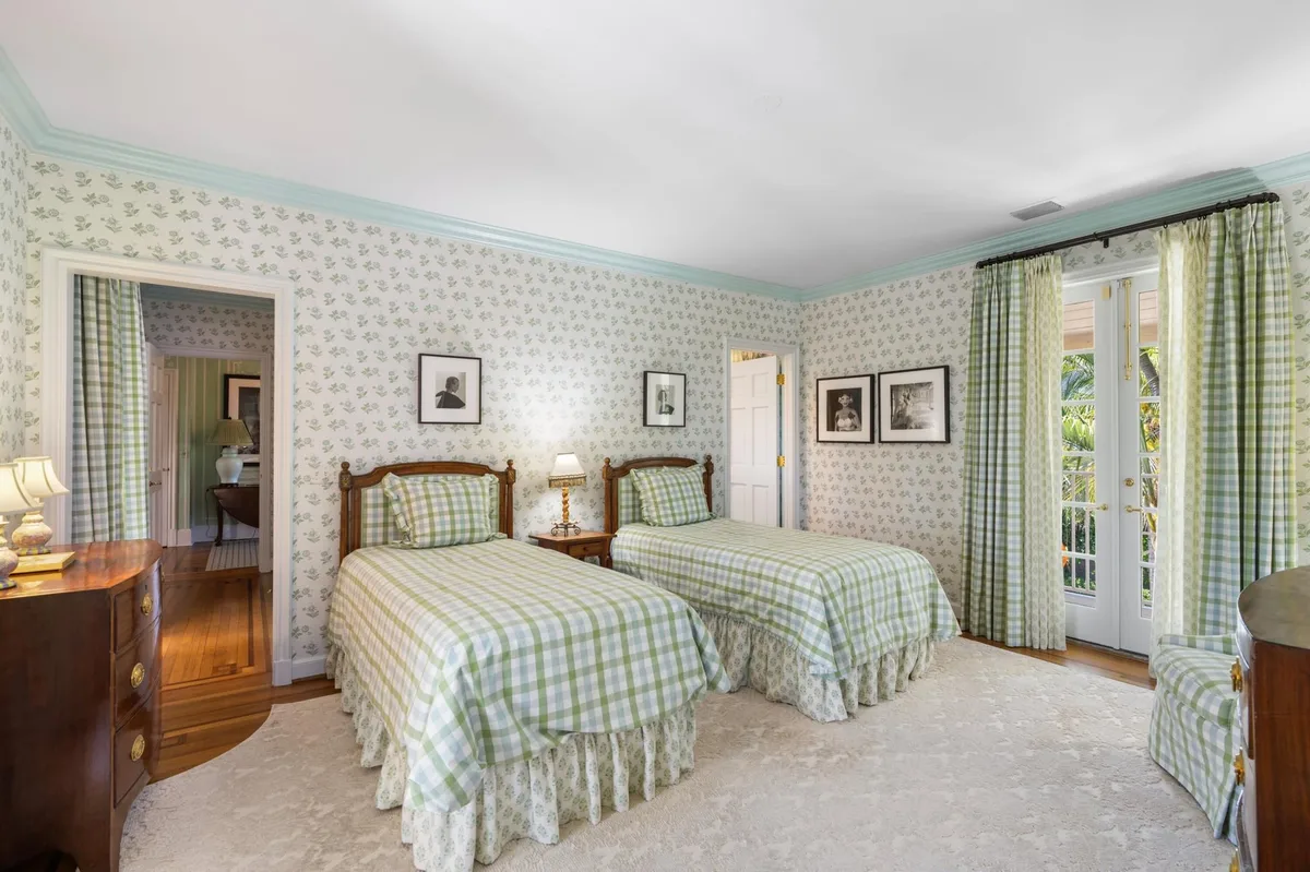 Estate Section Palm Beach Residence photo 25