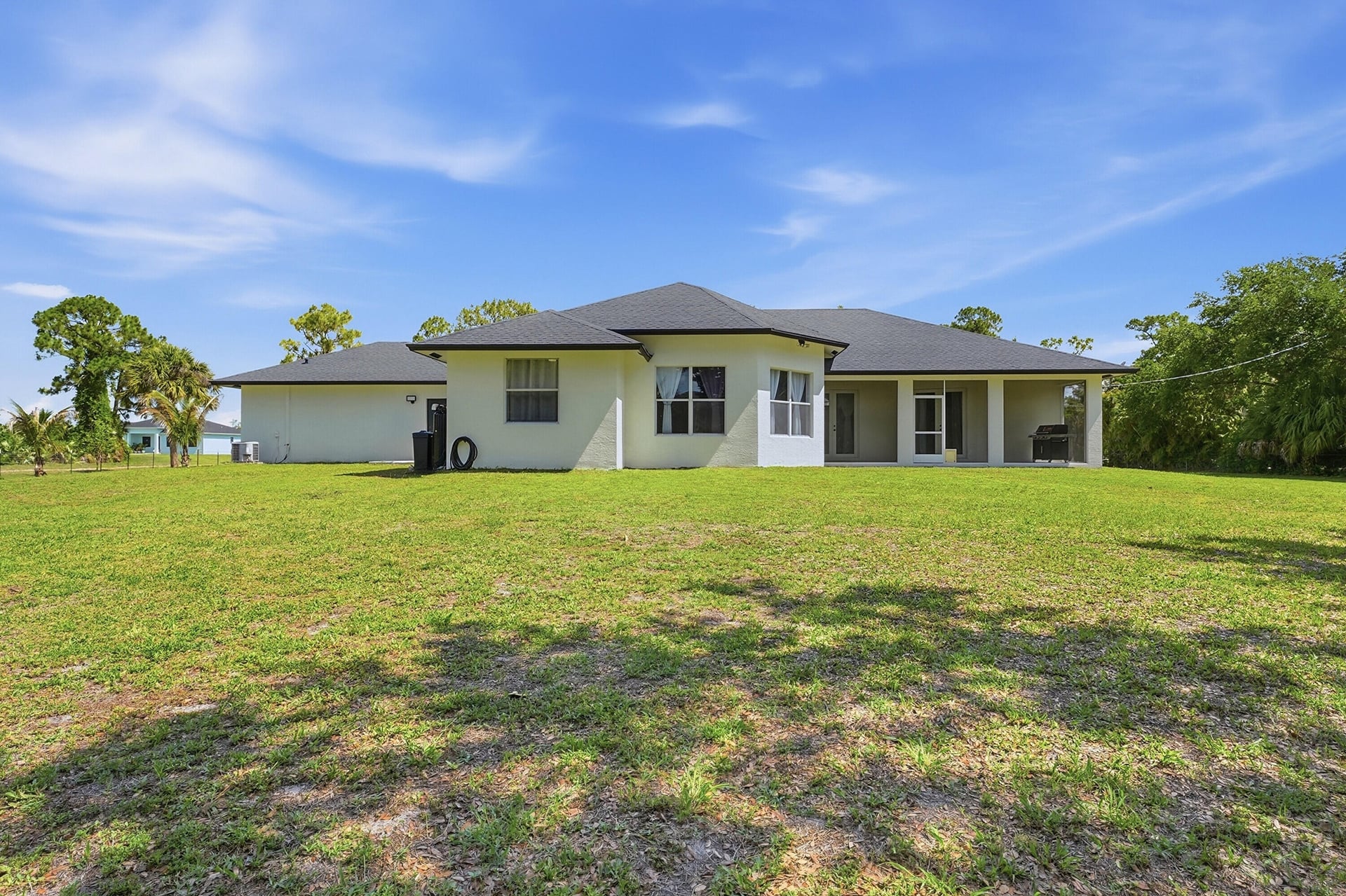 Residence photo 67