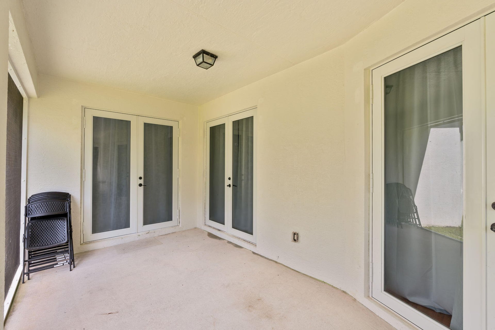 Residence photo 91