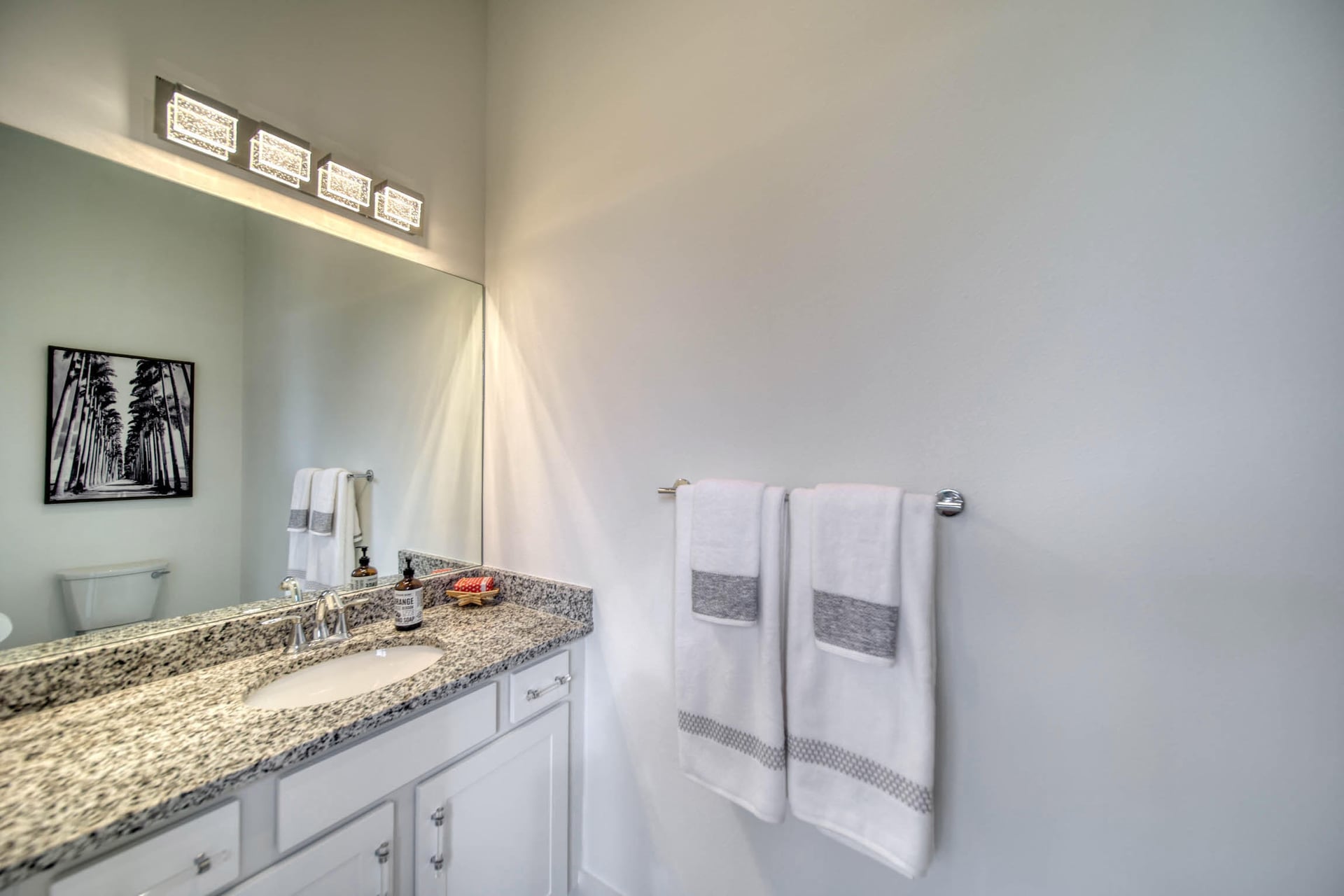 Residence photo 34