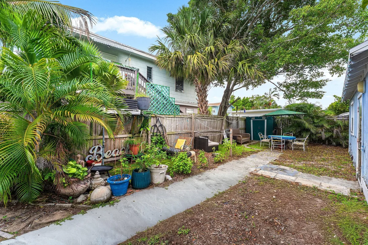 Residence photo 34