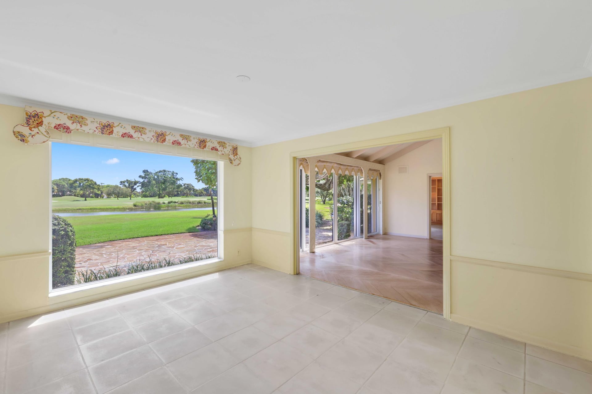 Residence photo 10