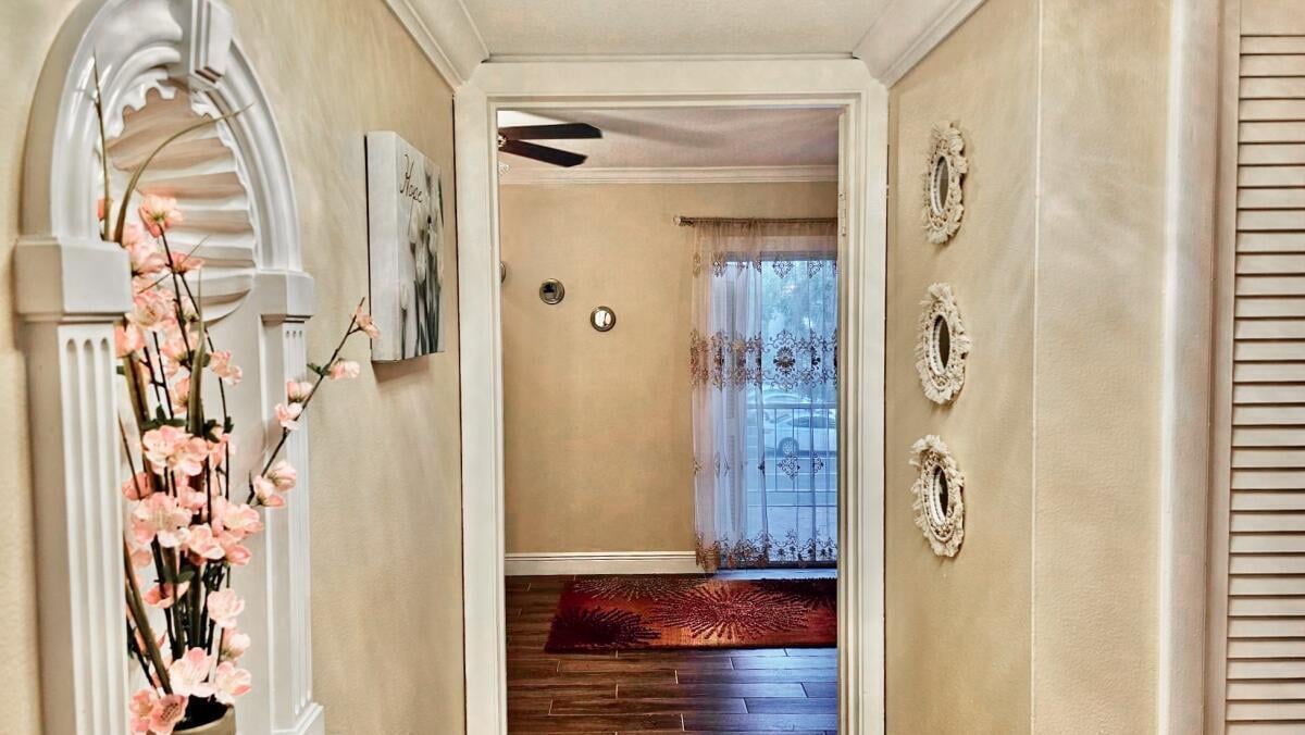 Unit 25 photo 7