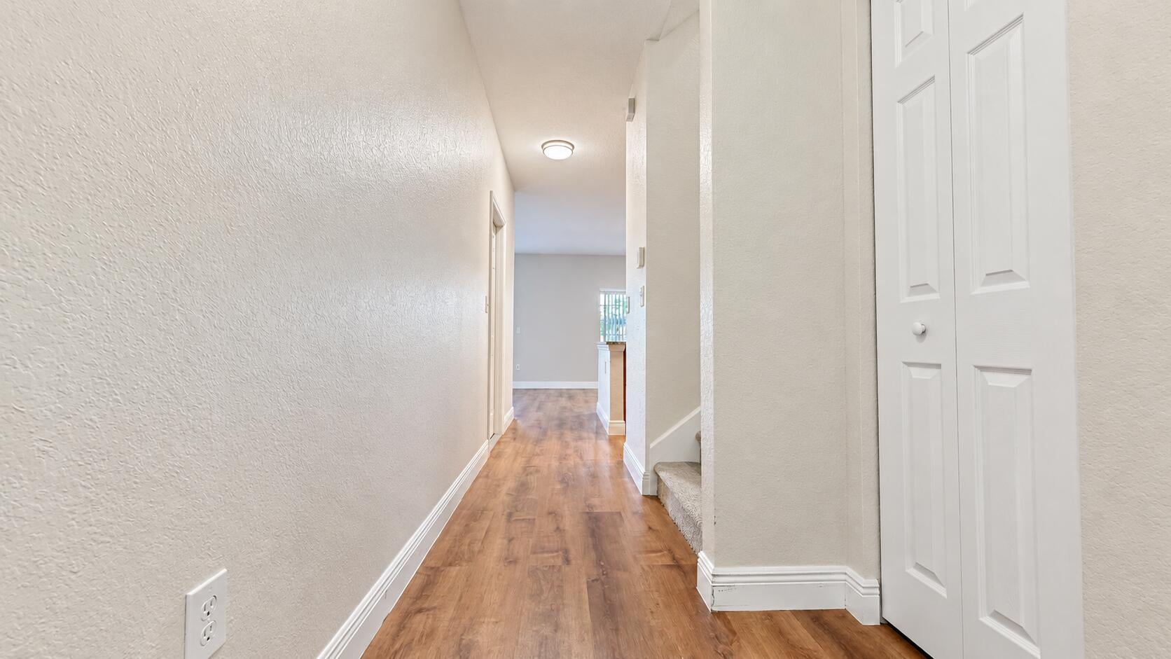 Residence photo 4