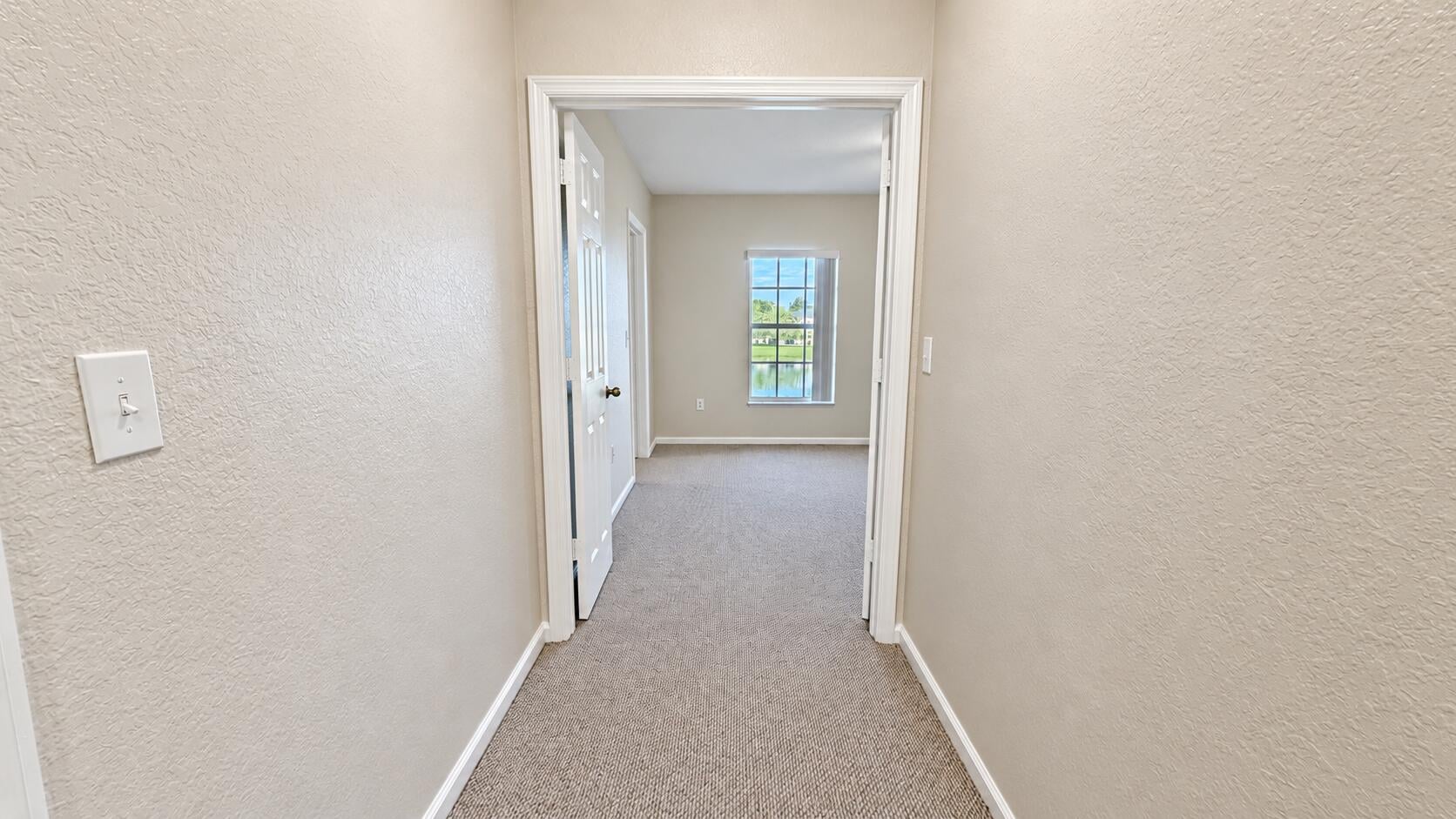Residence photo 16