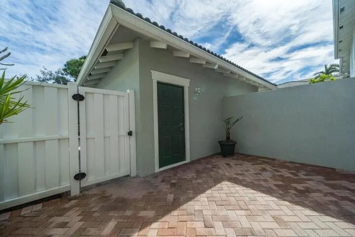 Residence photo 13