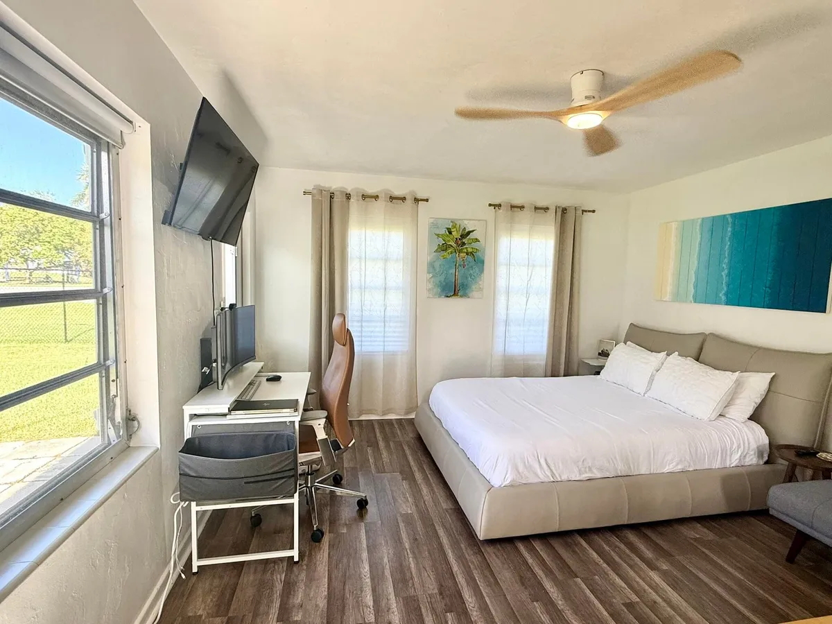 Residence photo 4