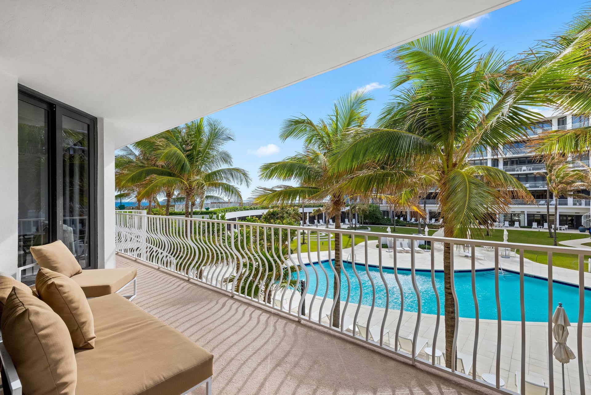 Sloan's Curve Palm Beach Unit 107n photo 28