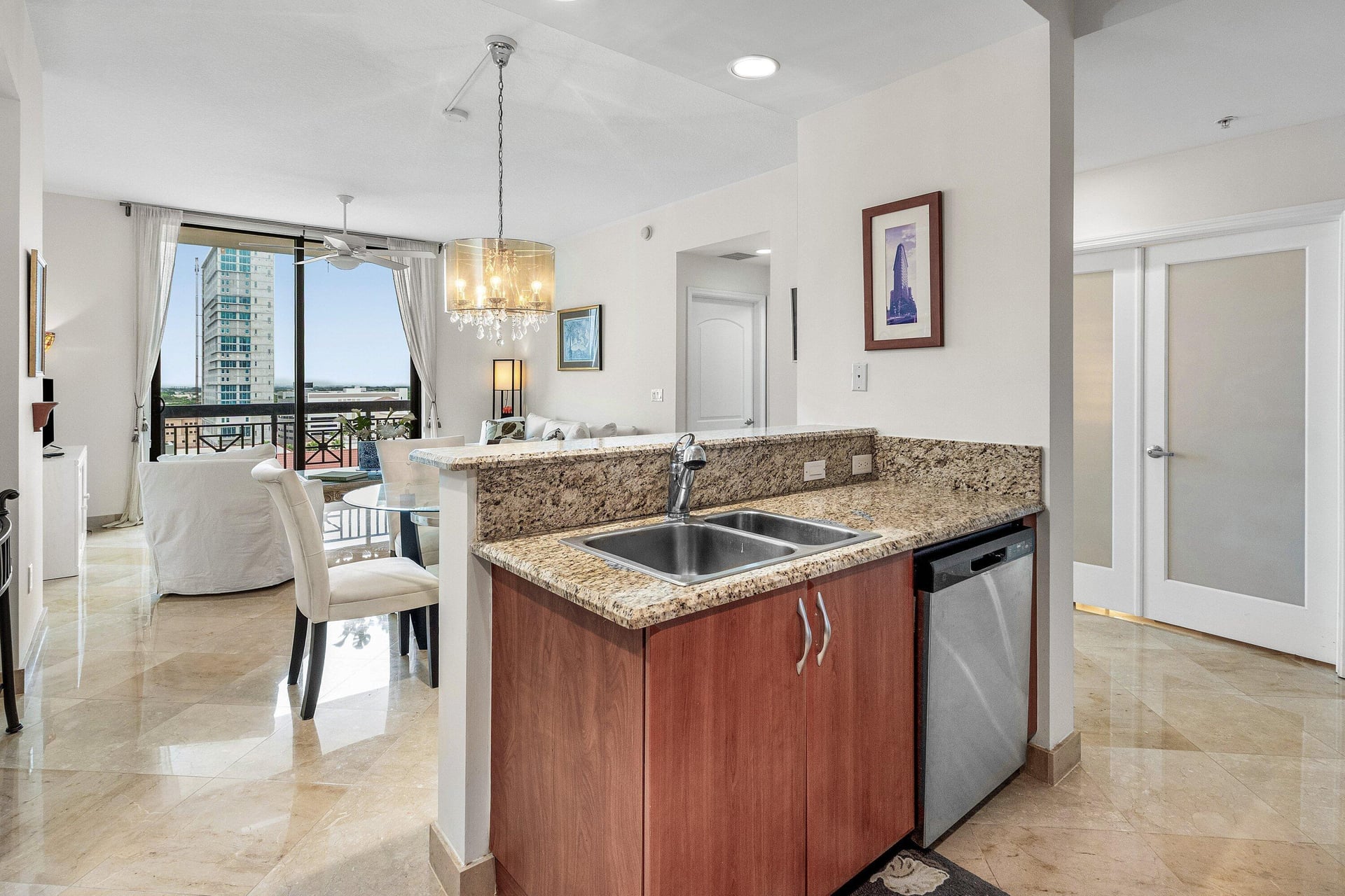 One City Plaza Unit 903 photo 7