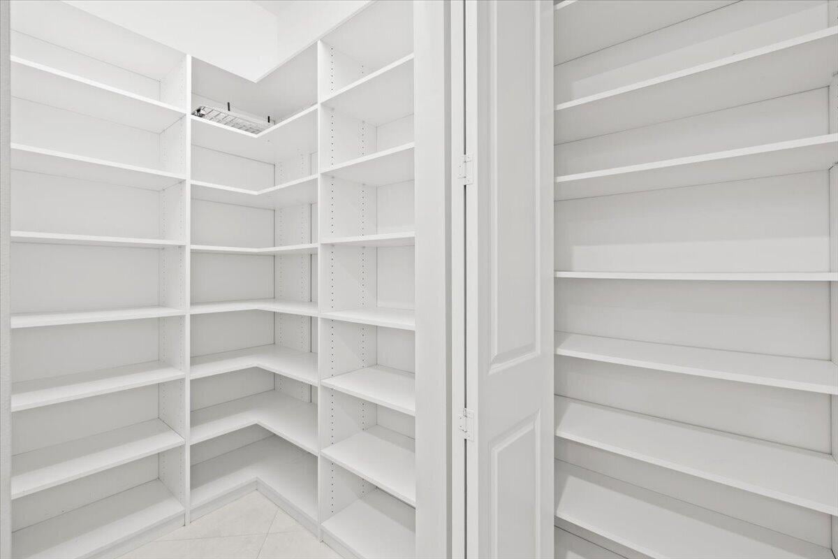  Residence photo 7
