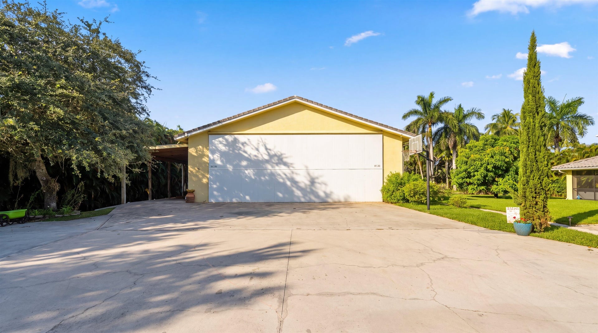Residence photo 4