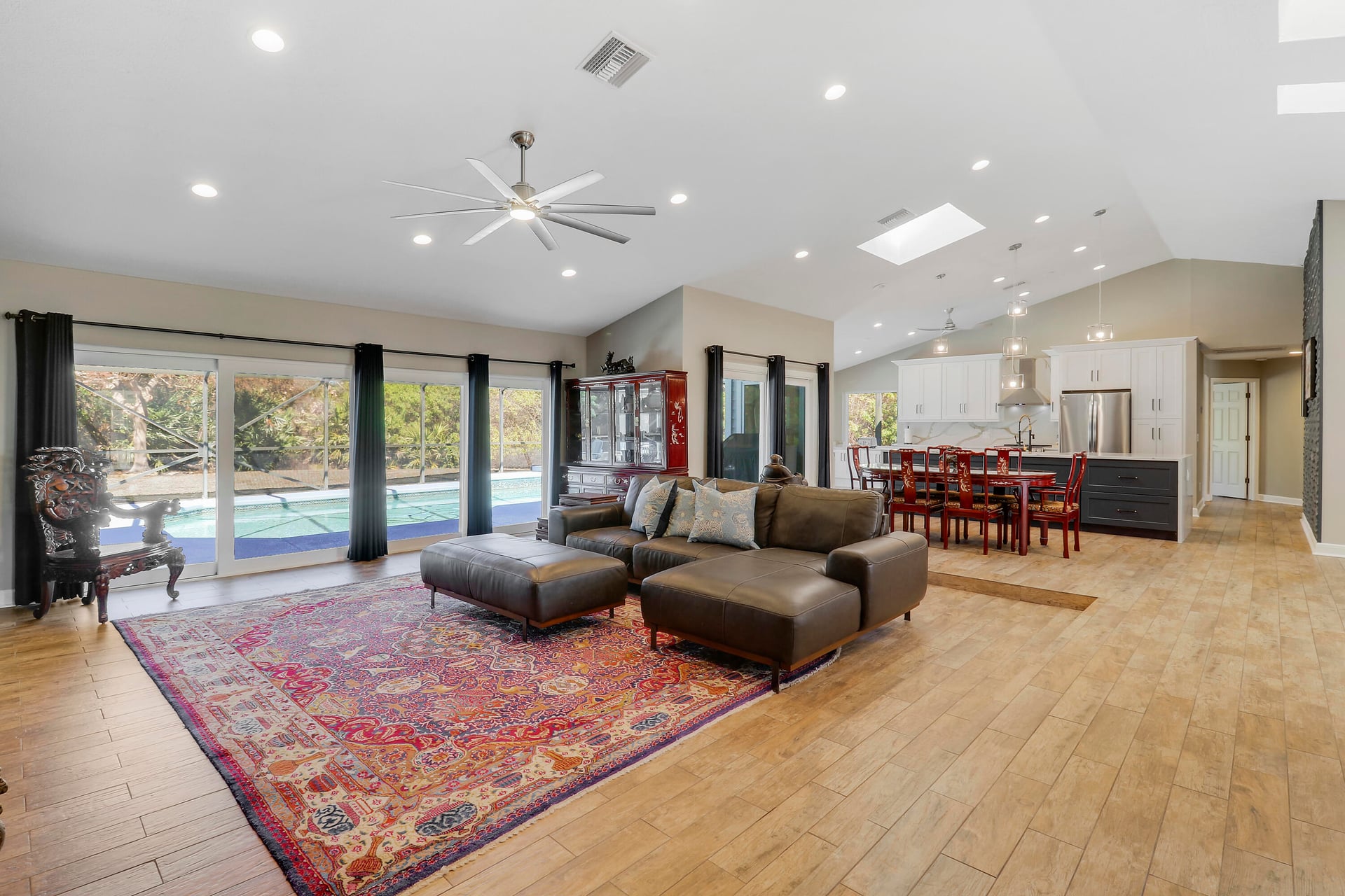Residence photo 13