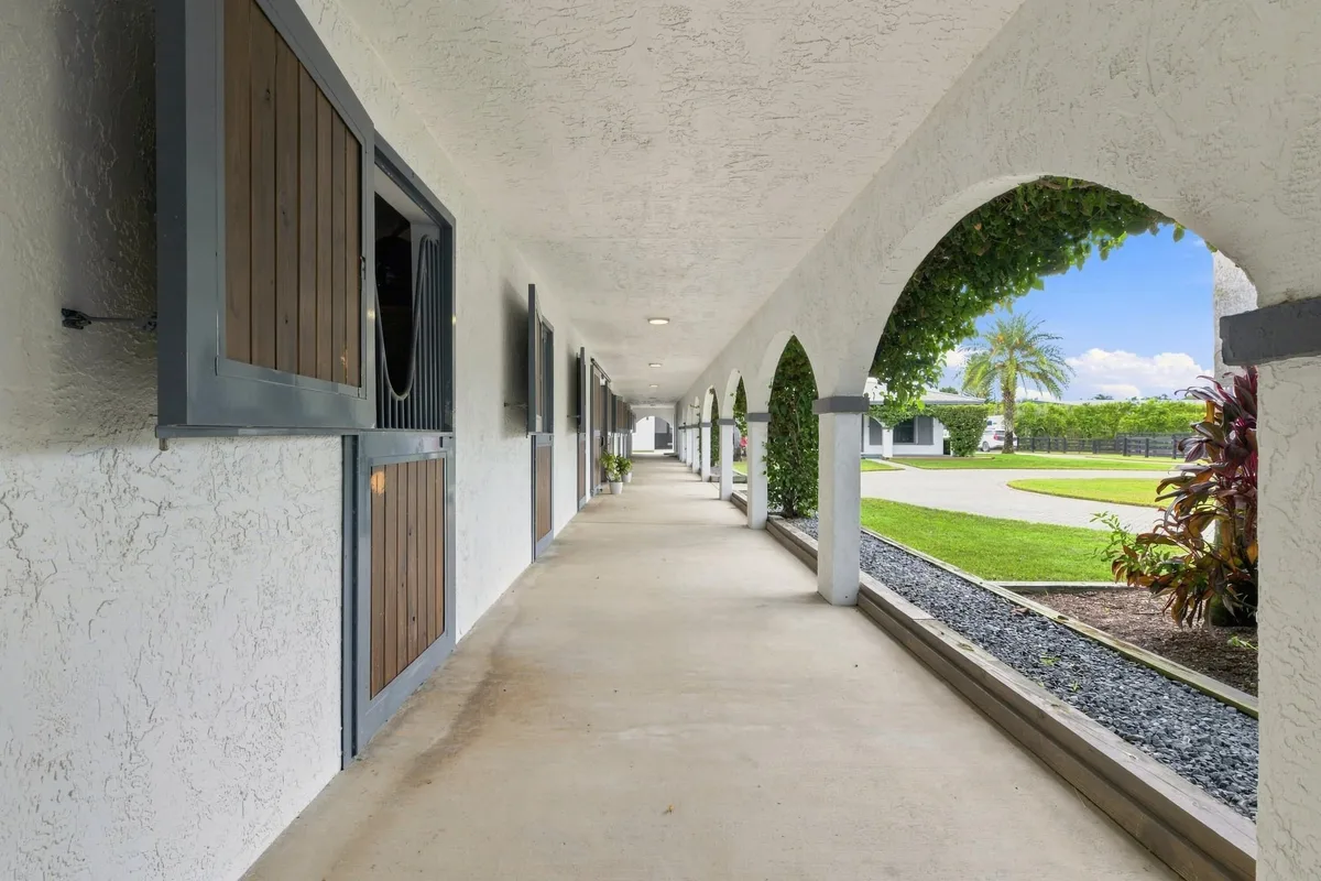 Residence photo 13