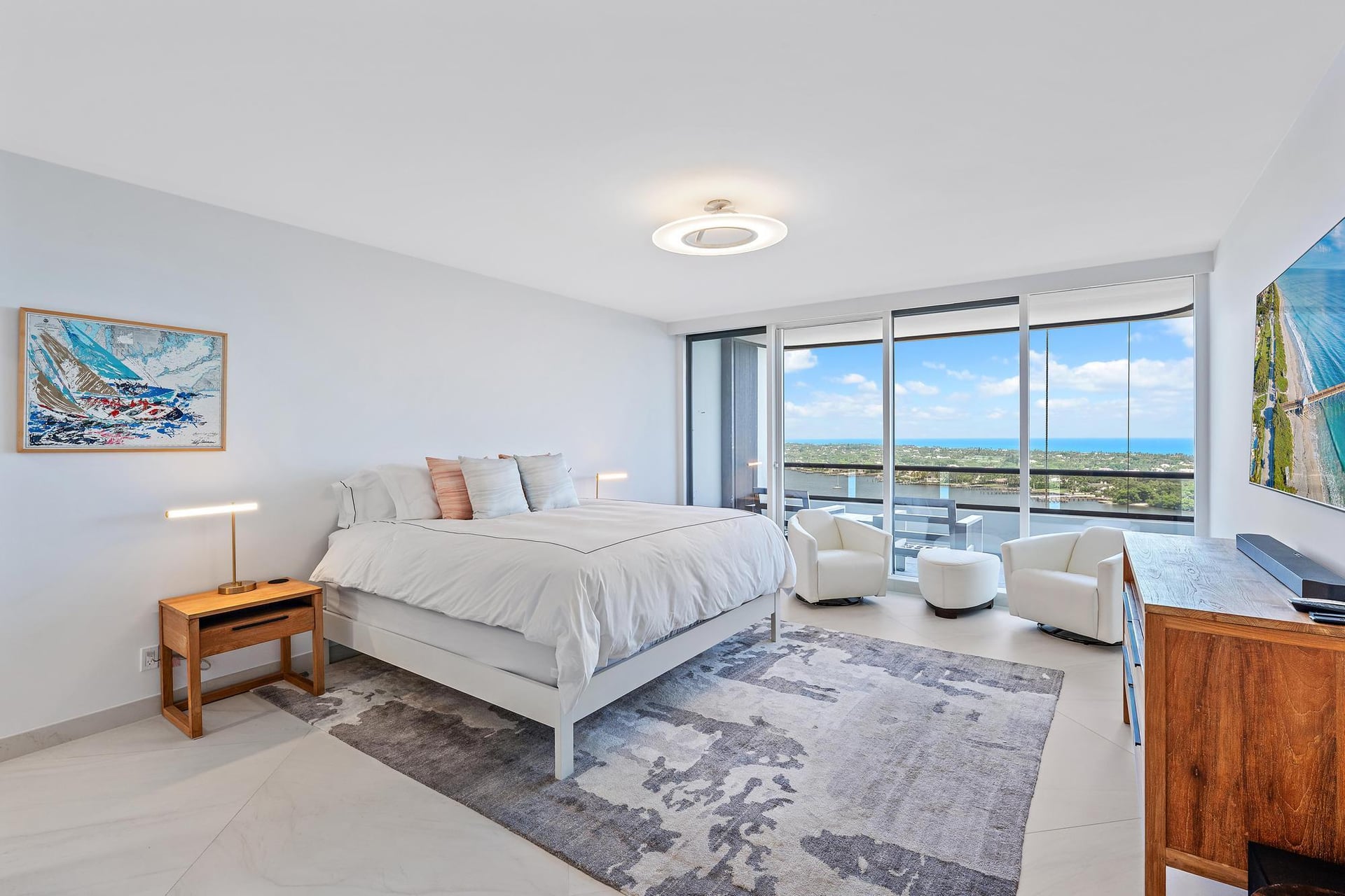 Unit 2151 photo 16