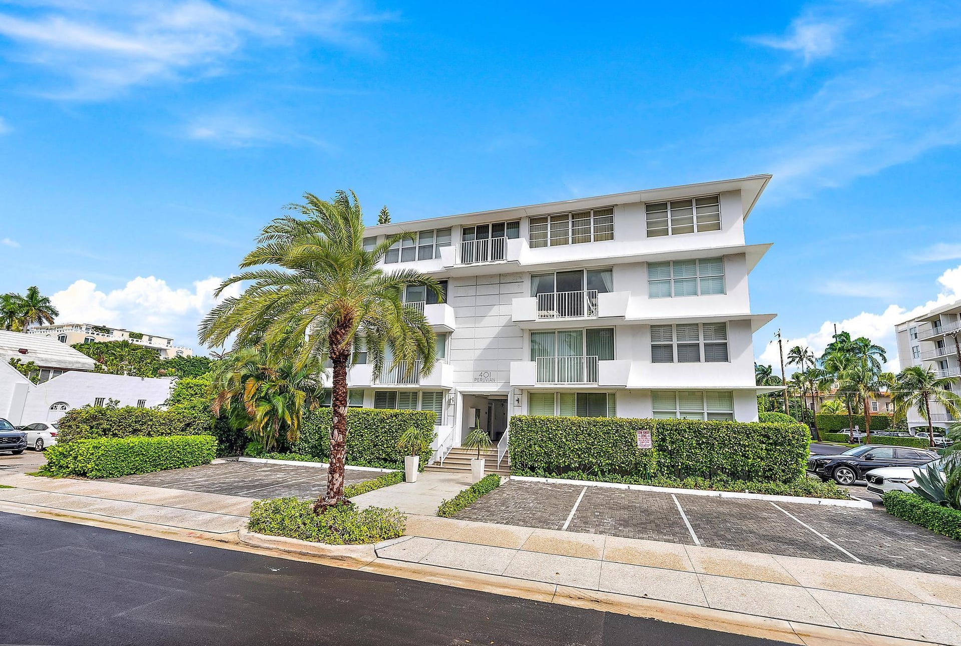 In-Town Palm Beach Unit 303