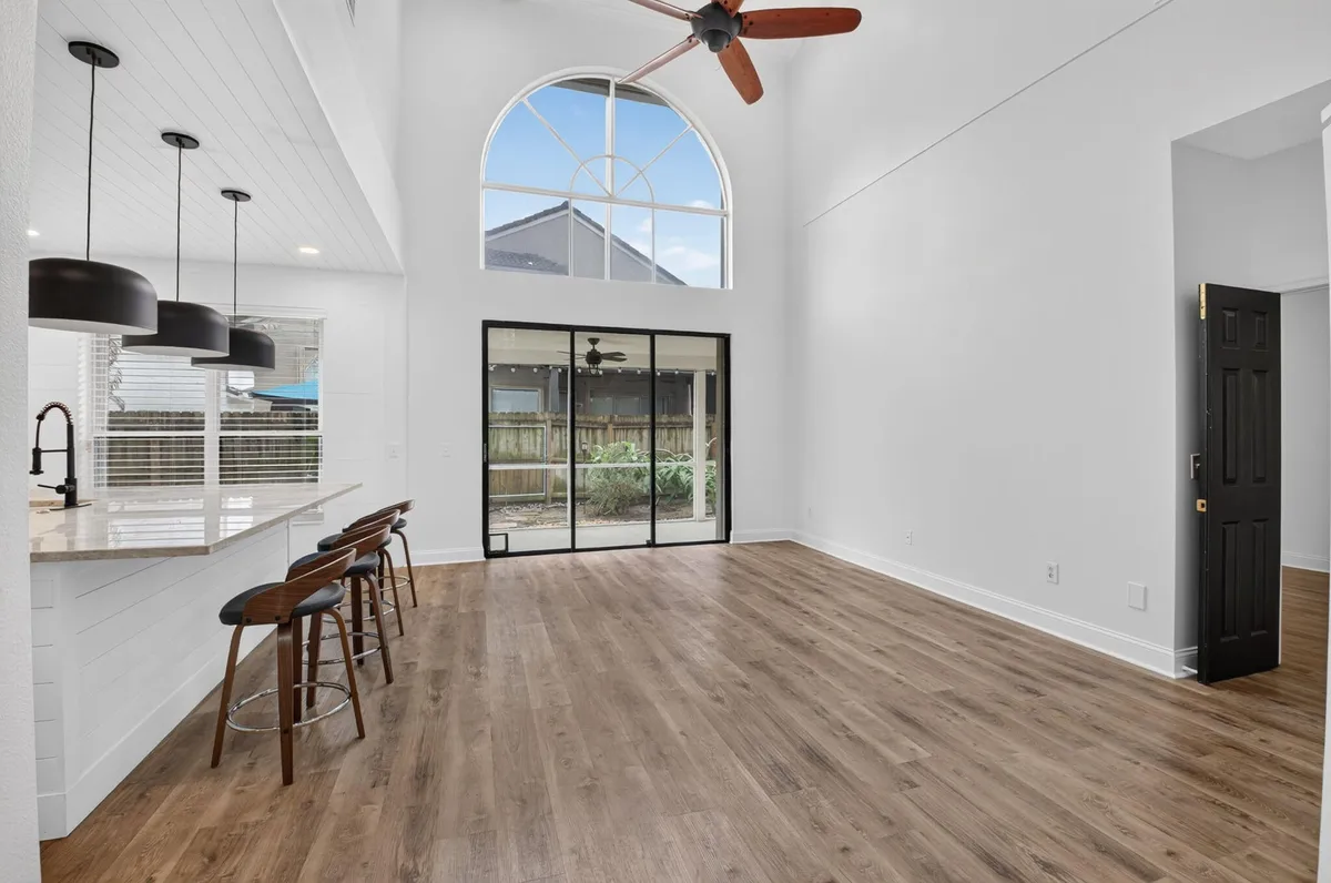 Residence photo 10