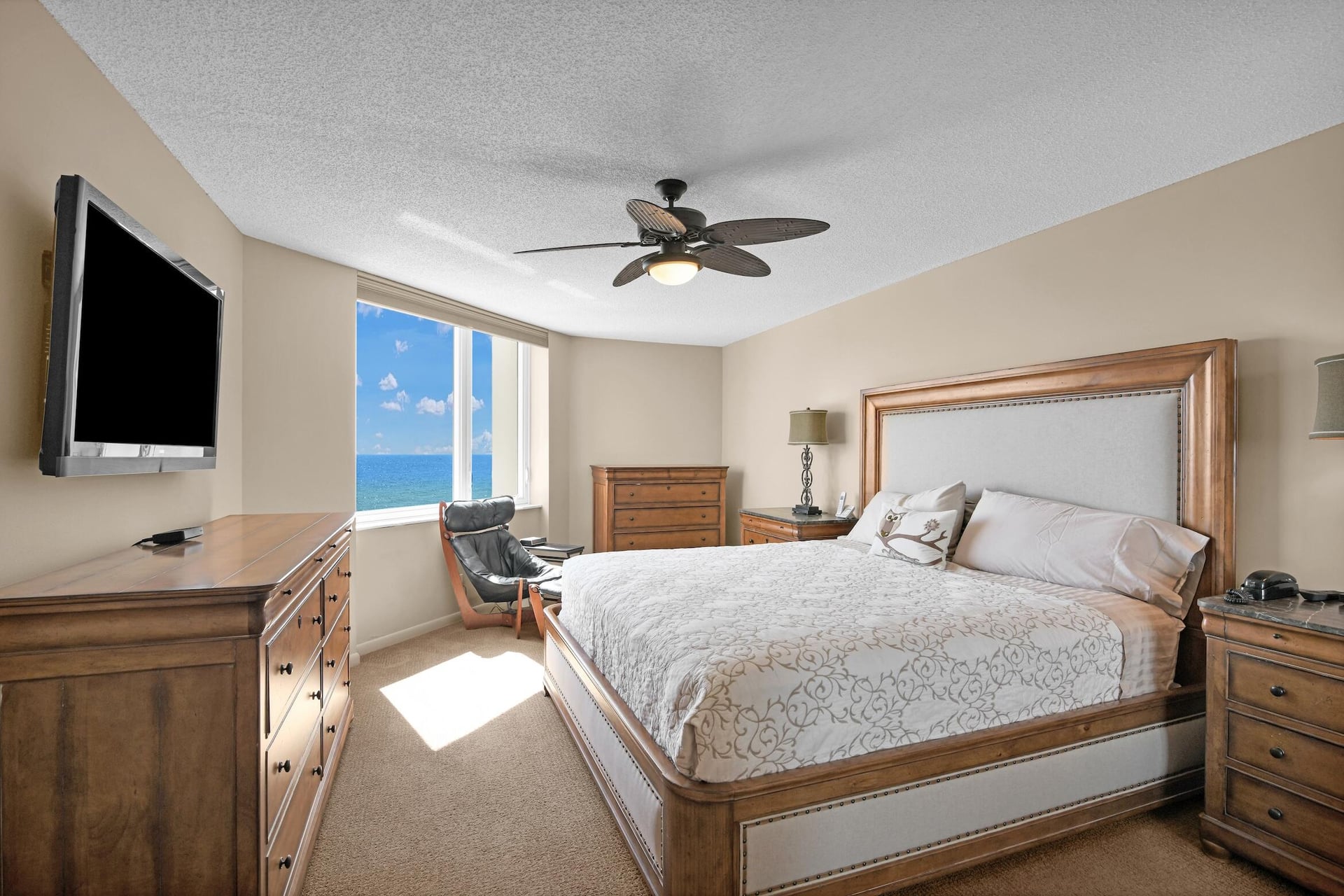 500 S Ocean Boca Unit 706 photo 16