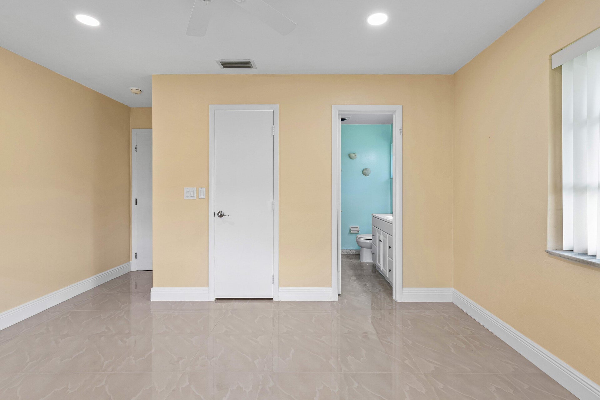 Residence photo 22