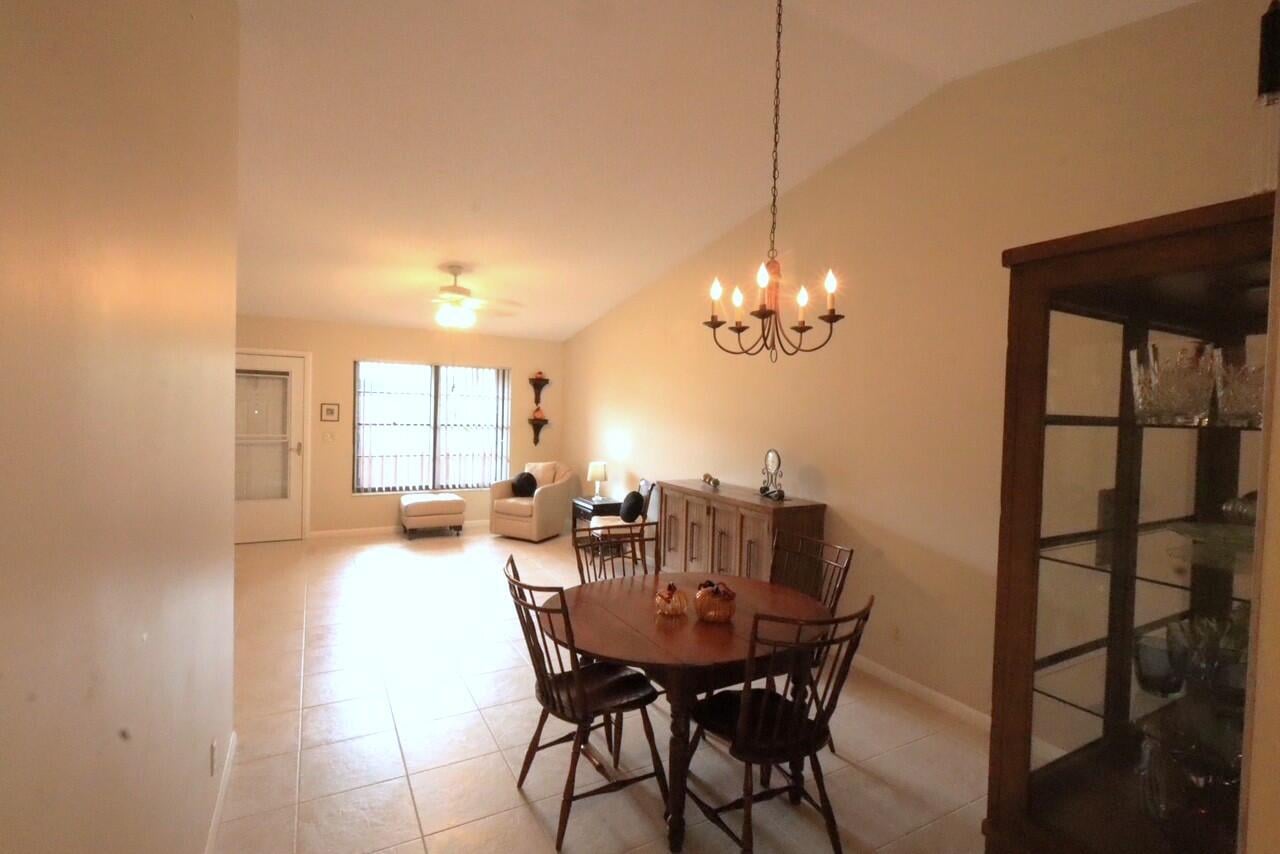 Residence photo 4