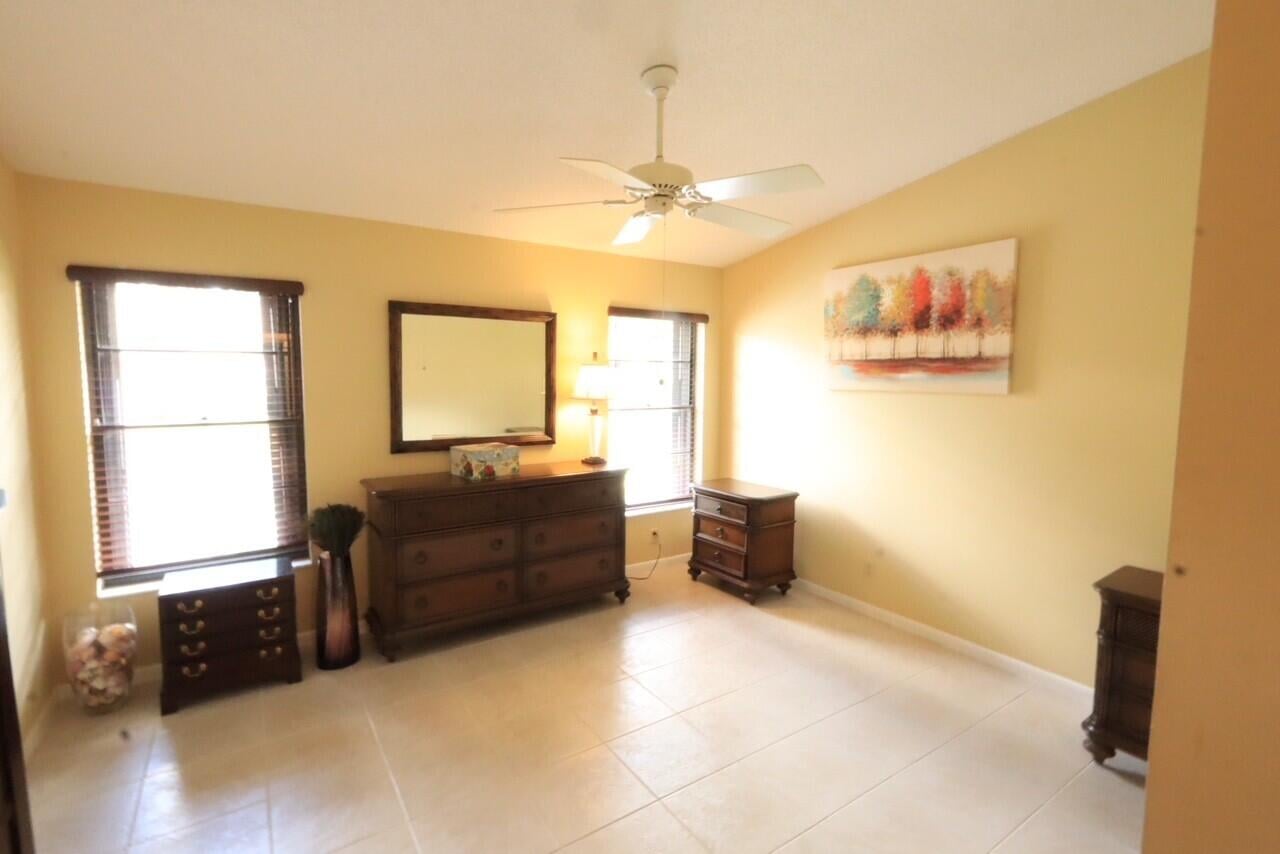 Residence photo 10