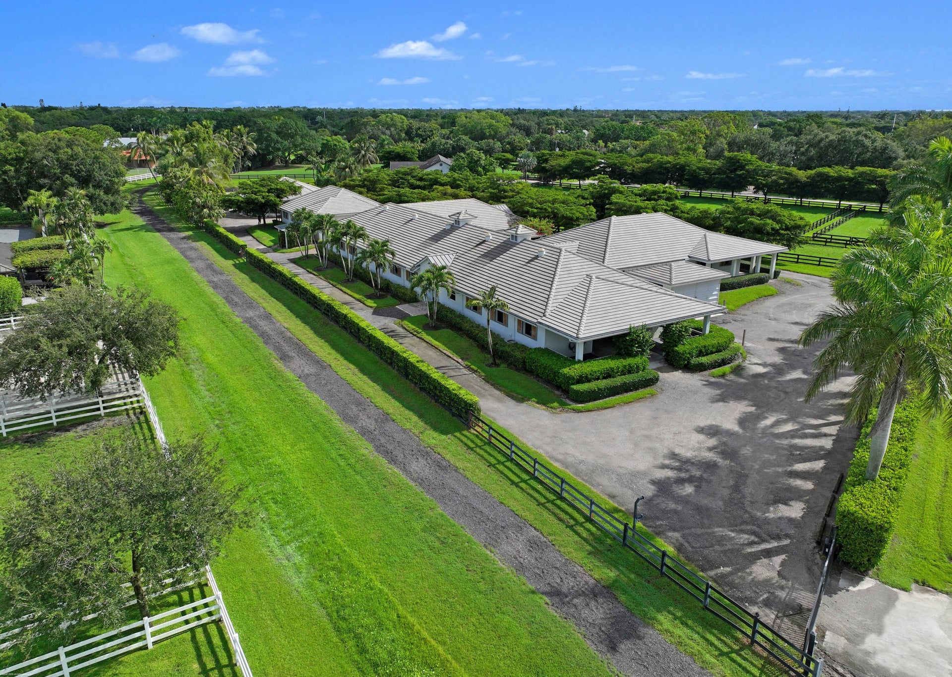 Saddle Trail Park Residence