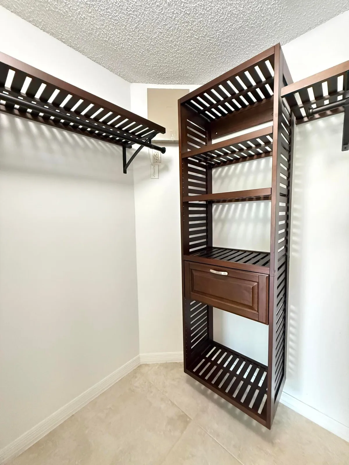Residence photo 28