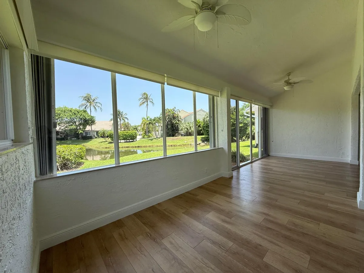 Residence photo 31