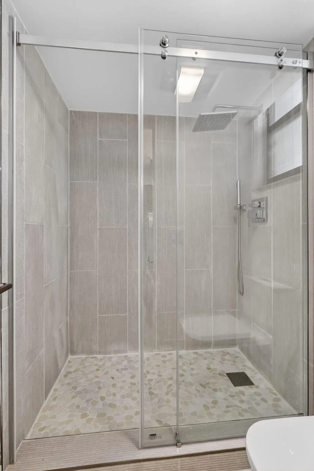  Unit 319 photo 13
