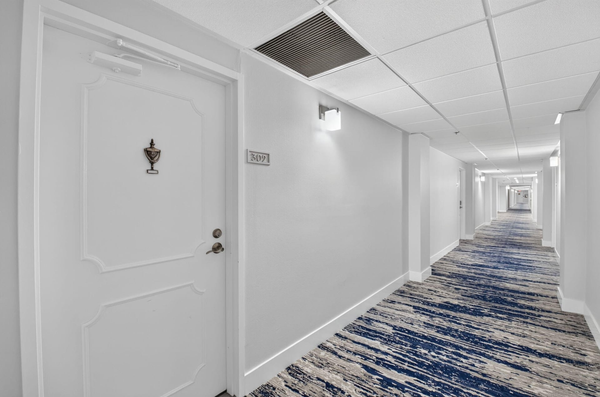 Unit 302 photo 31