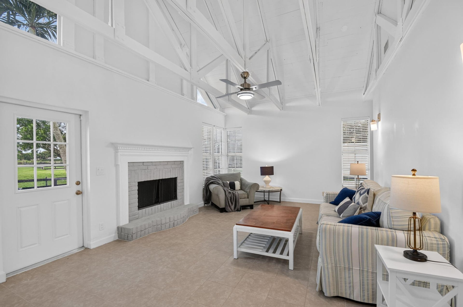 Residence photo 19