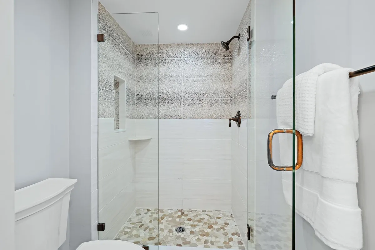  Unit 316 photo 16