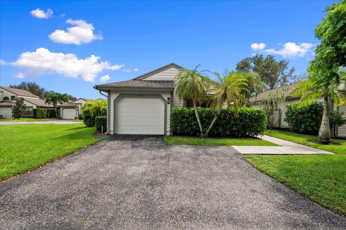Residence photo 25
