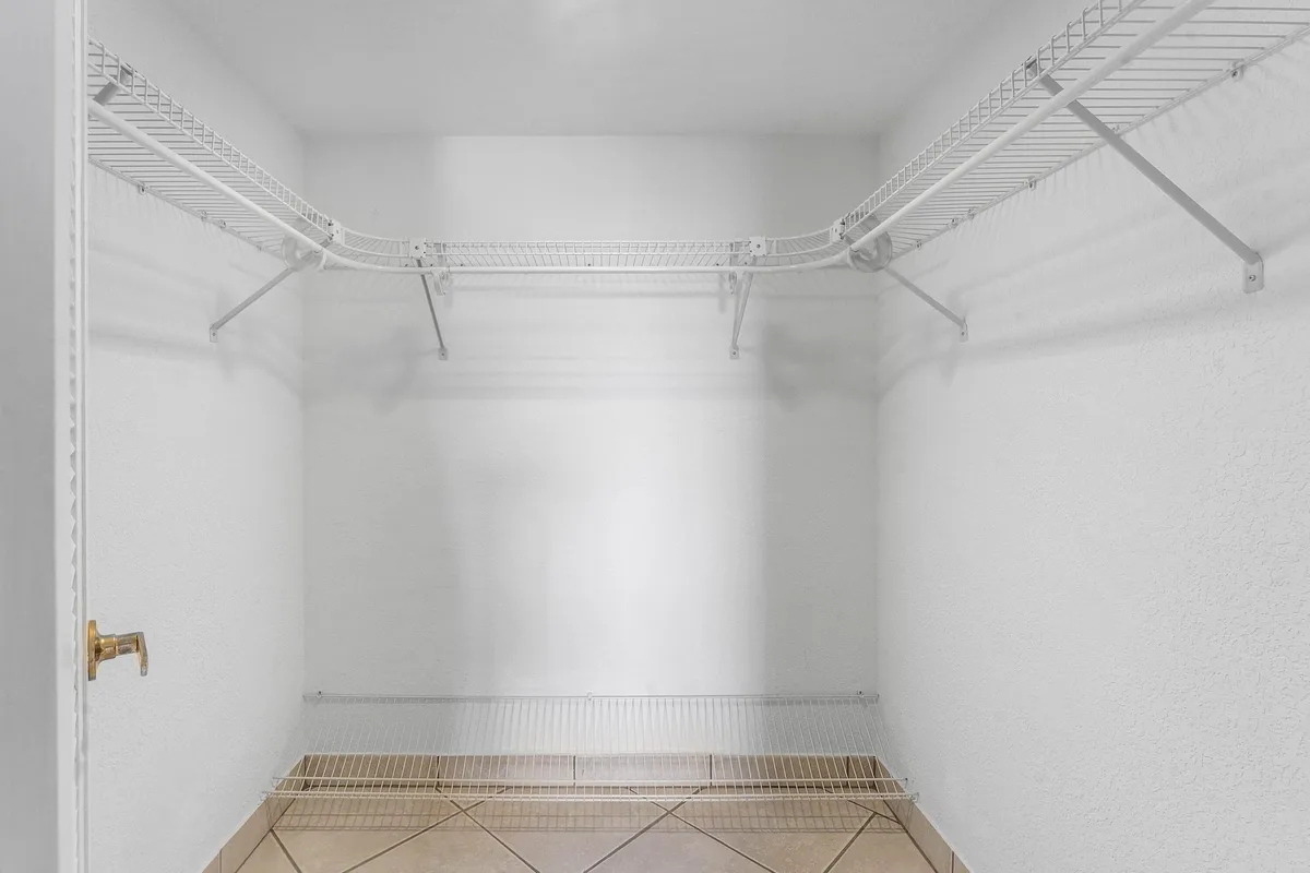  Unit 413 photo 16