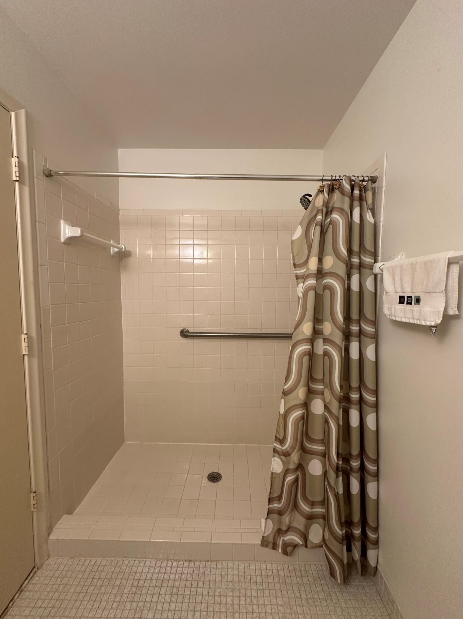 Unit 36-C photo 10