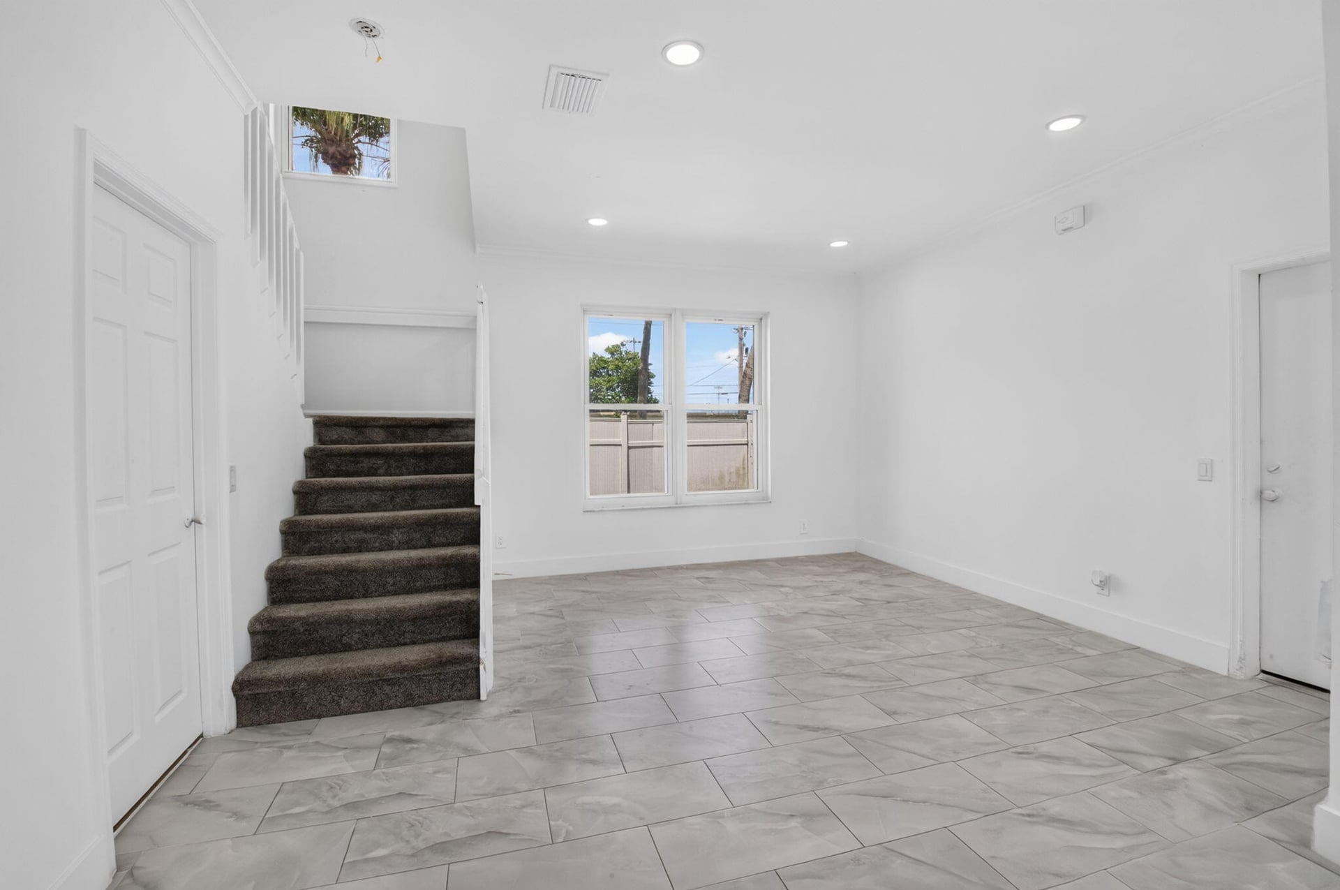  Residence photo 19