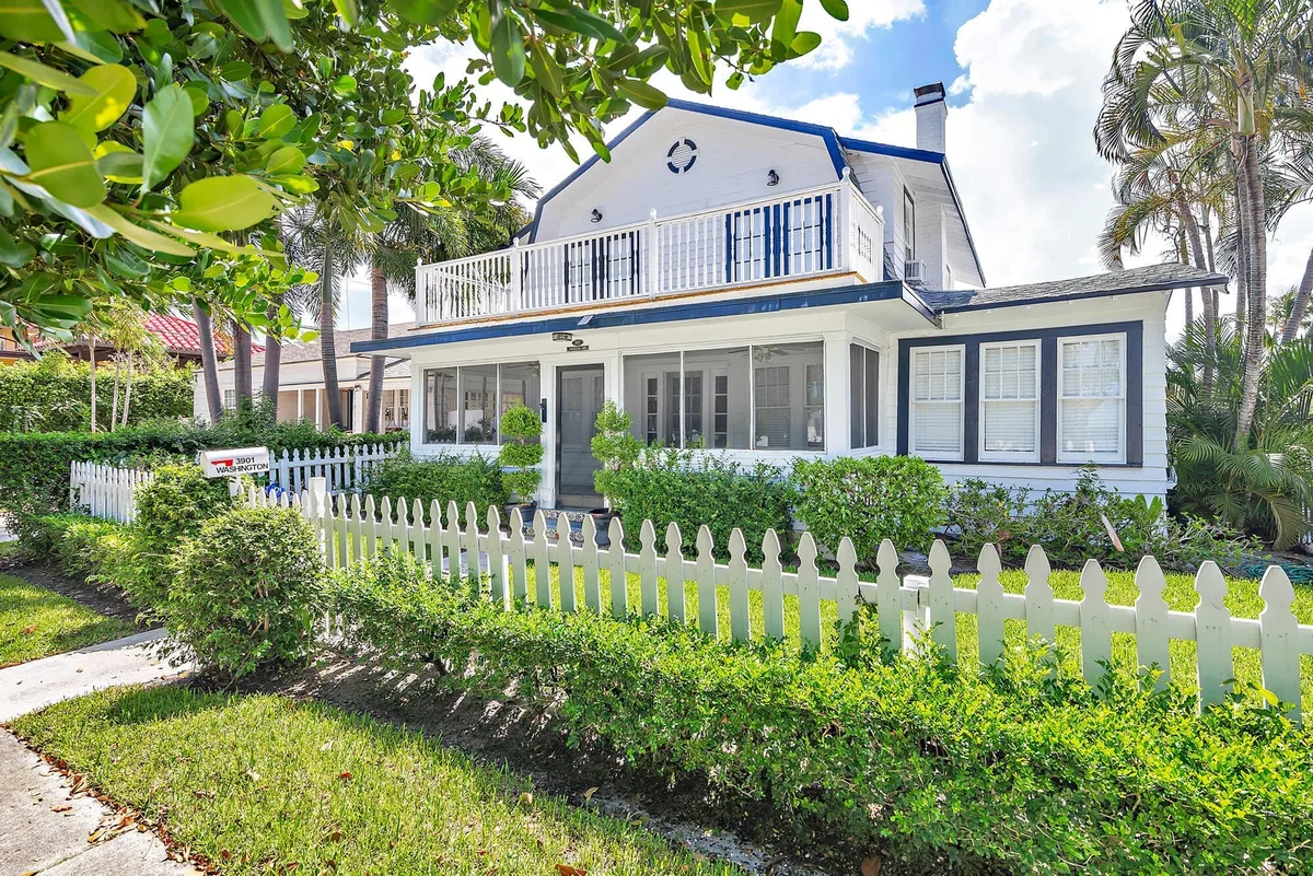 West Palm Beach Residence