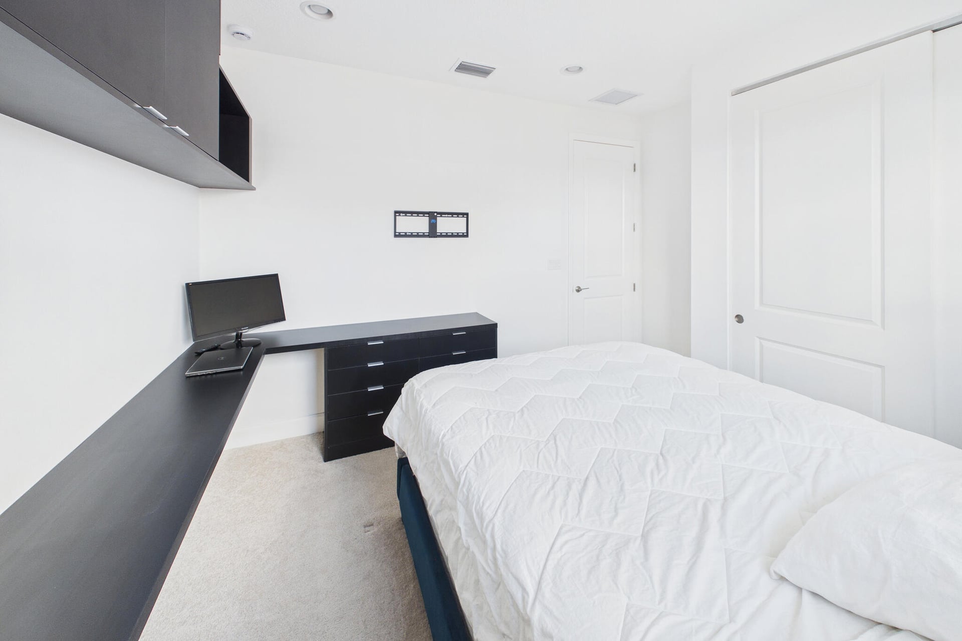  Residence photo 76