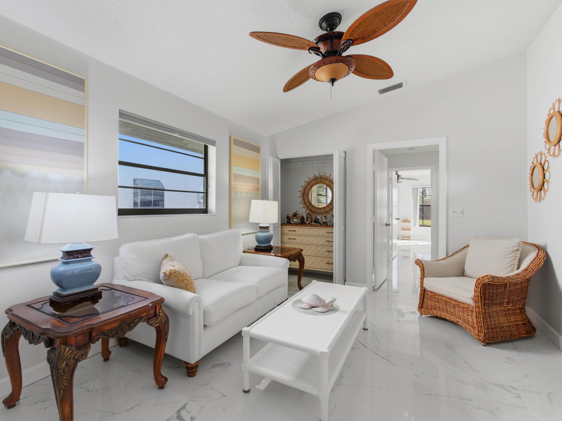 Residence photo 64