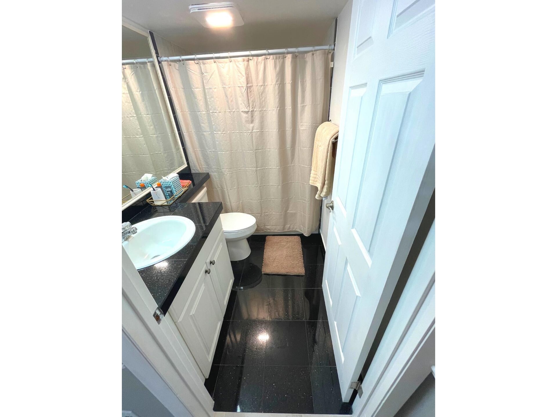  Unit 2070 photo 22