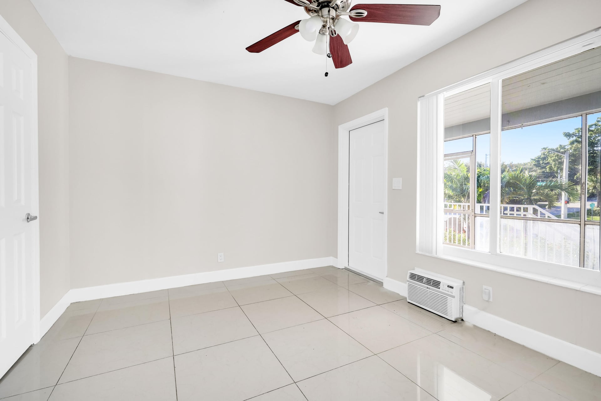 Residence photo 46