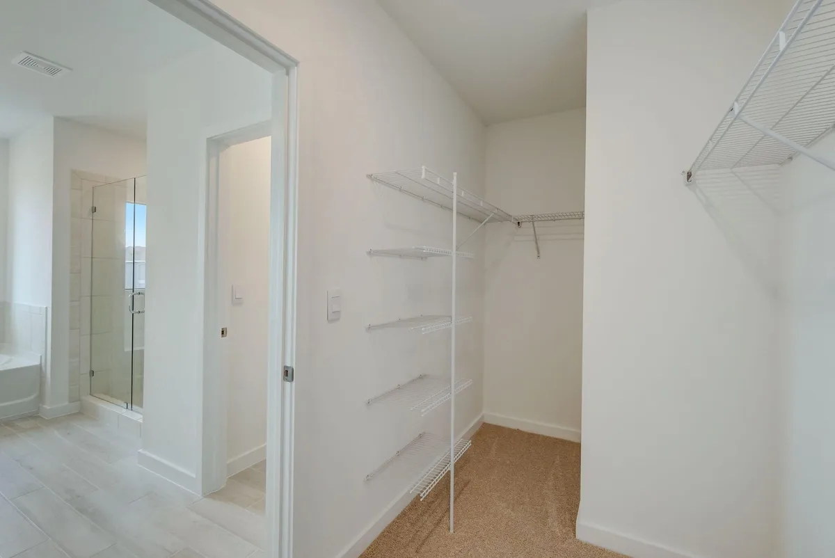 Residence photo 10