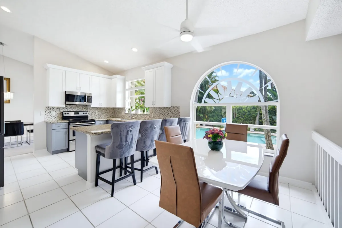 Boca Isles Residence photo 13