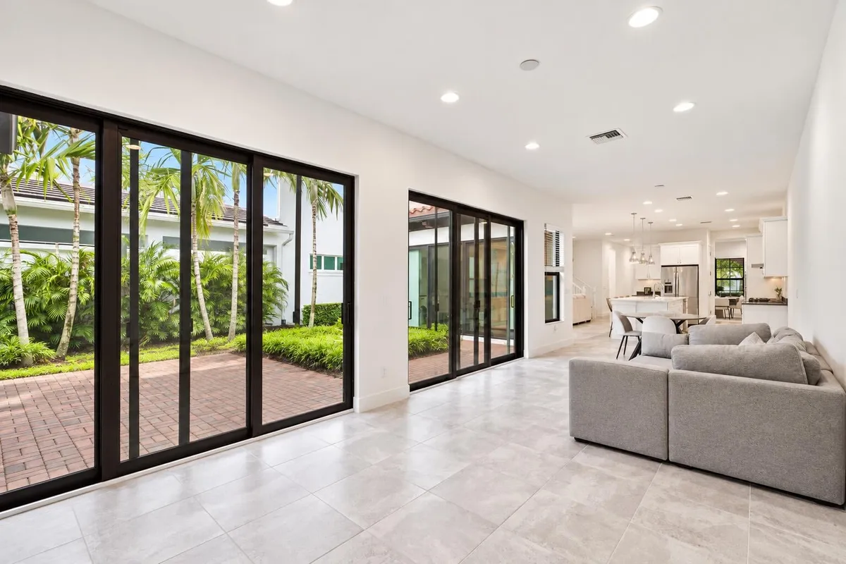 Alton Homes Palm Beach Gardens Residence photo 19